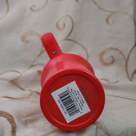 NWT Authentic Valentines Day Release! Stanley Tumbler Limited Edition Target Red - Picture 8 of 9